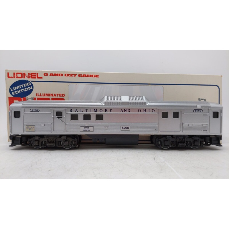 Lionel 6-8766 O Gauge Baltimore and Ohio RDC Budd Baggage Power Car LN/Box