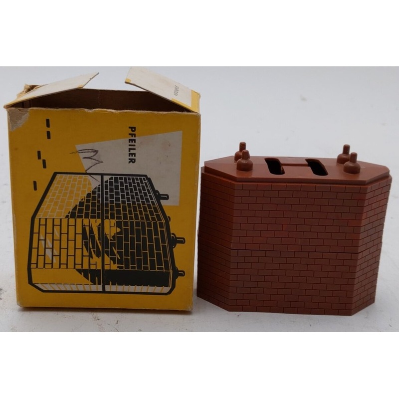 Marklin 7064 HO Scale Piers (2) EX/Box