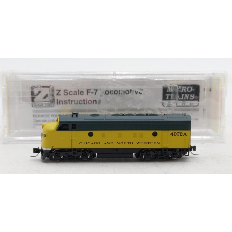 Micro-Trains 98001382 Z Chicago & North Western EMD F7A – Standard DC #4072-A EX/Box