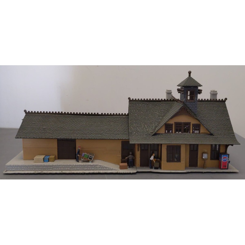 Lionel 6-2709 O Rico Station Building Kit – Assembled EX