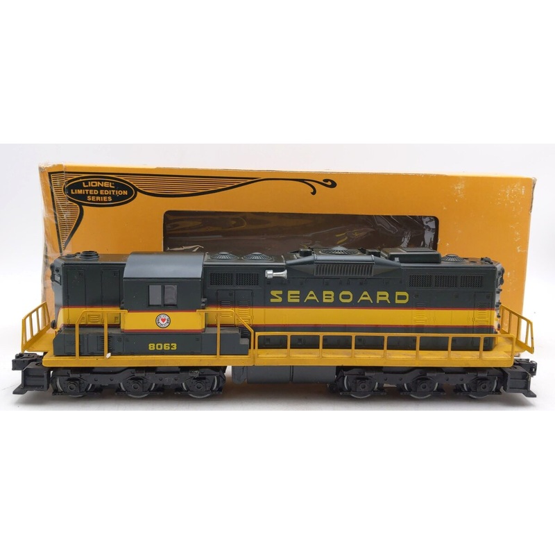 Lionel 6-8063 O Gauge Seaboard Coast Line SD-9 Diesel Locomotive EX/Box