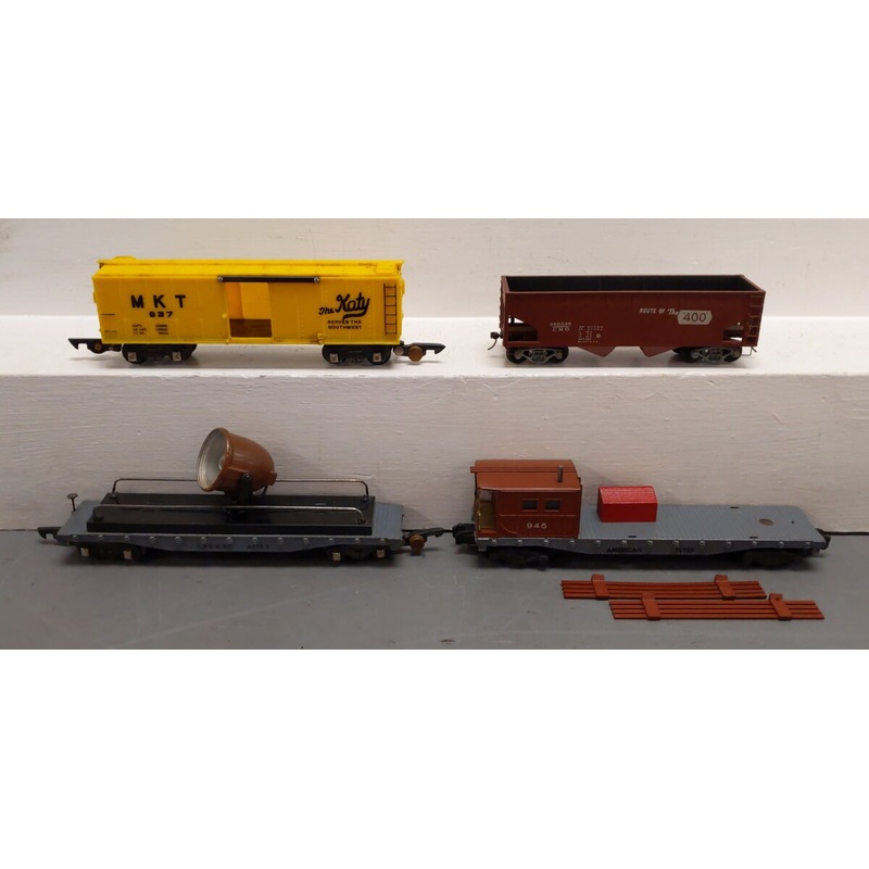 American Flyer Vintage S Gauge Freight Cars: 42597, 365540, 637, 945 [4] VG