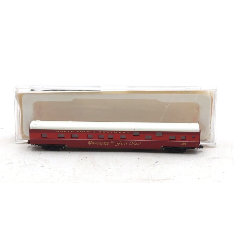 Con-Cor 0001-000093N N Scale North Pole & Southern The First Noel 85′ Sleeper EX/Box