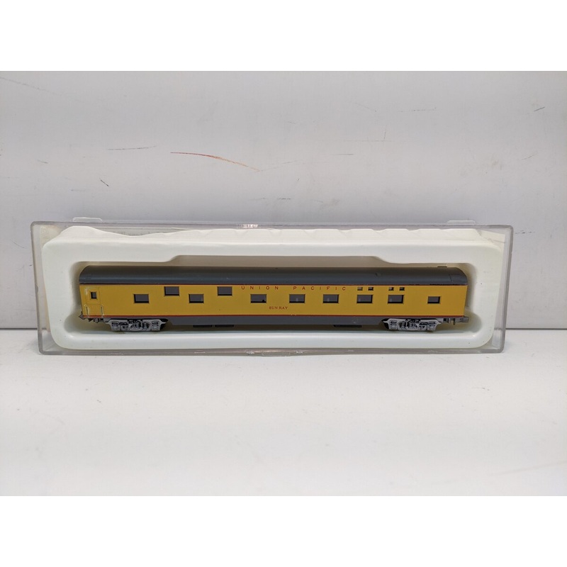Con-Cor 0001-04011E N Scale Union Pacific 85′ Pullman Passenger Car EX/Box