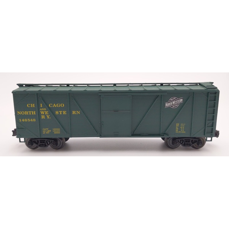 Crown OB-110 O Gauge Chicago & NorthWestern Outside Braced Boxcar #146548 VG