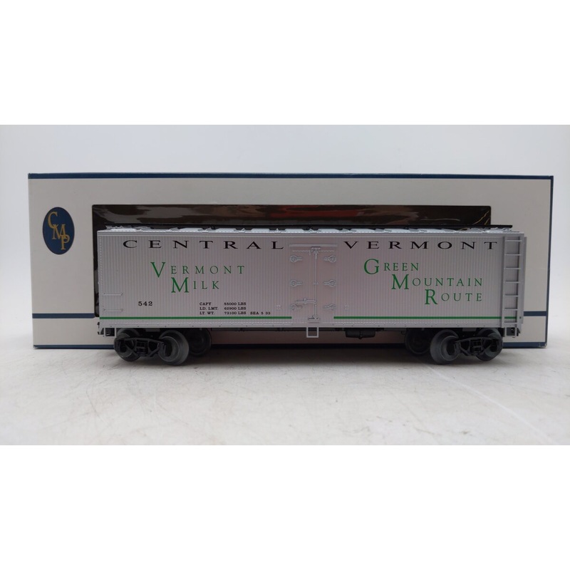 Crown Model Products R-8003 O Central Vermont Milk Reefer #542 EX/Box