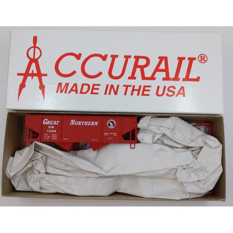 Accurail 2352 HO Great Northern Red Canton Twin Hopper Kit #73109
