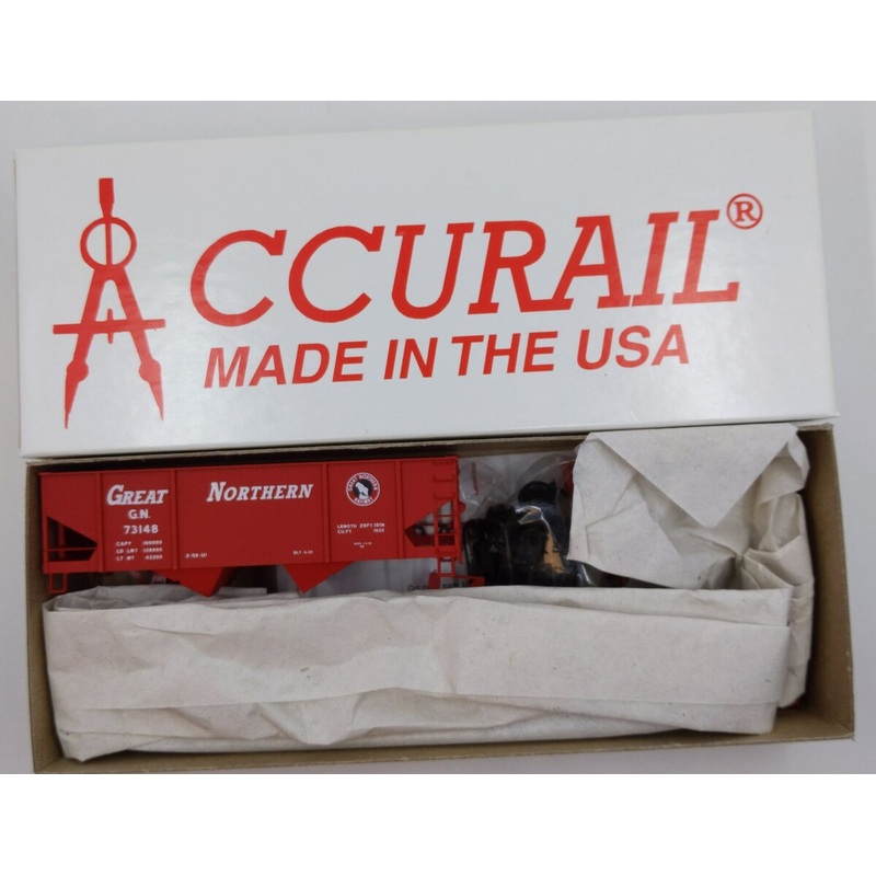 Accurail 2352 HO Great Northern Red Canton Twin Hopper Kit #73148