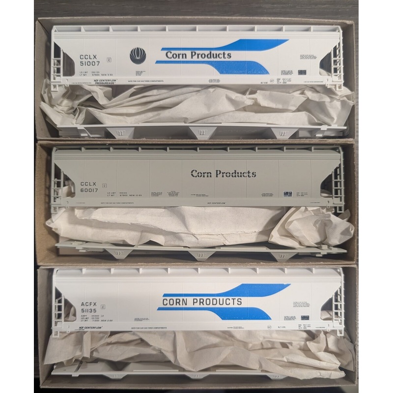 Accurail 3355 HO Corn Products 3-Bay Covered Hopper Set of 3 Kits