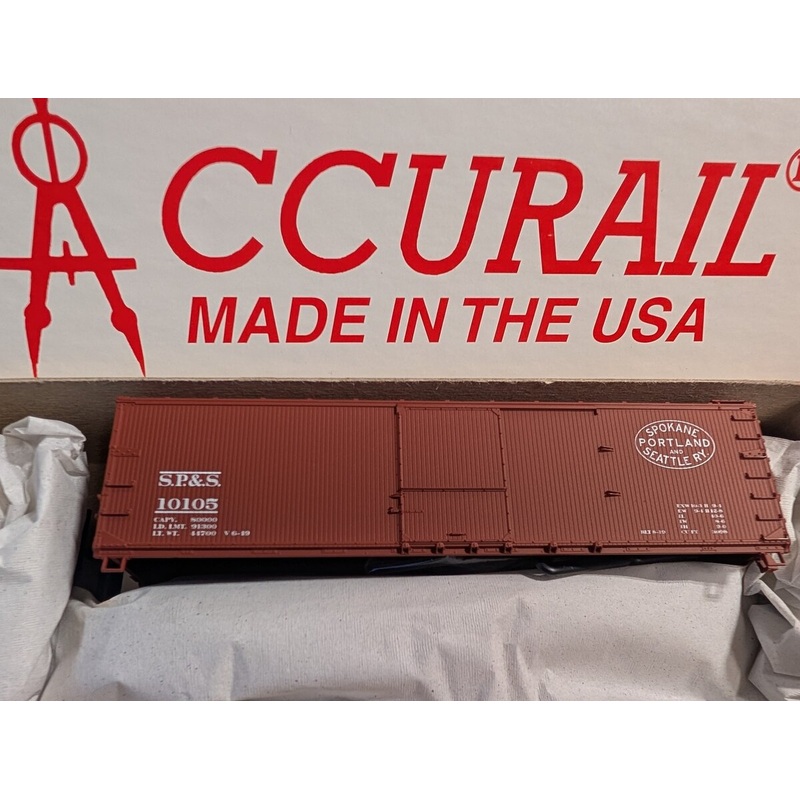 Accurail 4.2 HO SP&S 40′ USRA Double Sheath Boxcar #10105 Kit