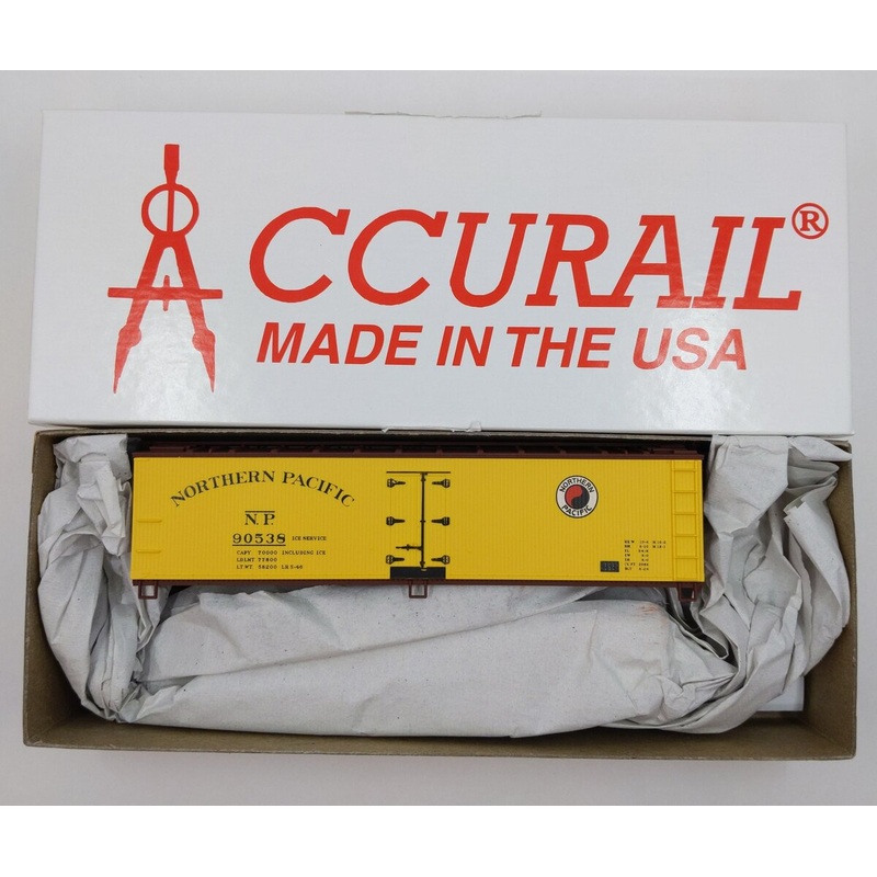 Accurail 8004 HO Northern Pacific 40′ Wood Reefer Boxcar Kit #90538