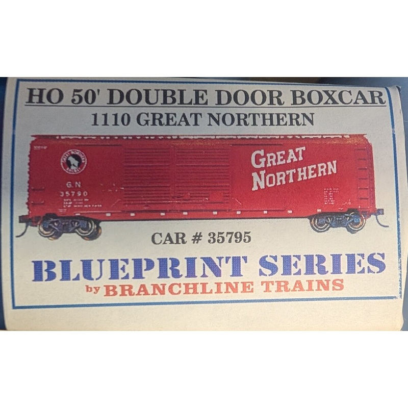 Branchline Trains 1110 HO Great Northern 50′ Double Door Boxcar #35795 Kit