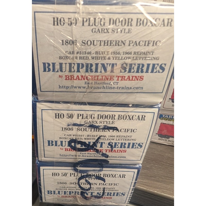 Branchline Trains 1806 HO Southern Pacific 50′ Plug Door Boxcar (Set of 3) Kits