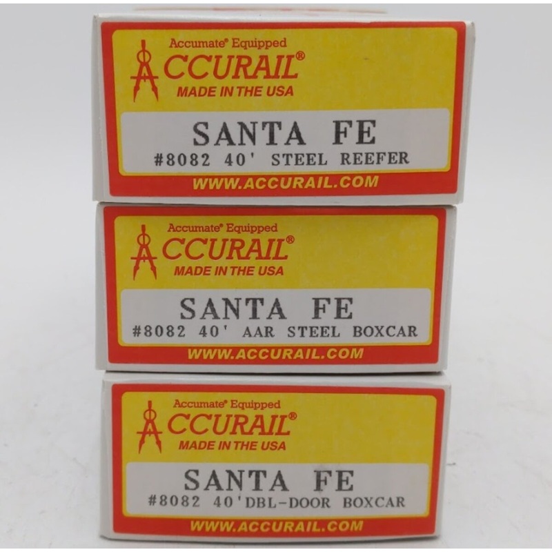 Accurail 8082 HO Santa Fe 40′ Steel Boxcar & Reefer Plastic Kit (Set of 3)