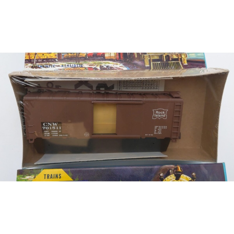 Athearn 1446 HO Bev-Bel Corp C&NW/Ex-Rock Island Railroad 40′ Boxcar #701511 Kit
