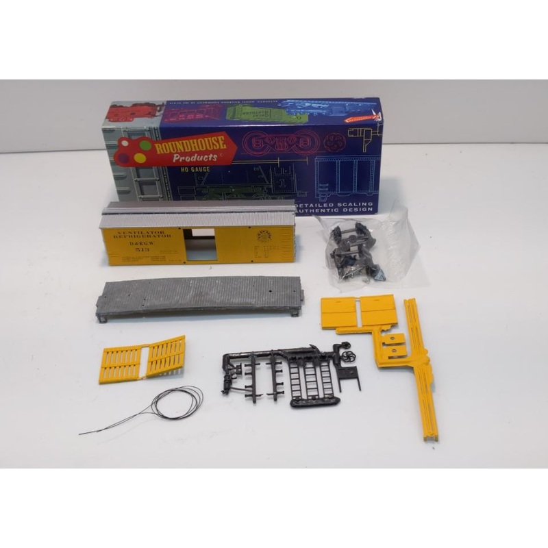 Roundhouse 3013 HO Scale Denver & Rio Grande Western 36′ Ventilated Box Car Kit