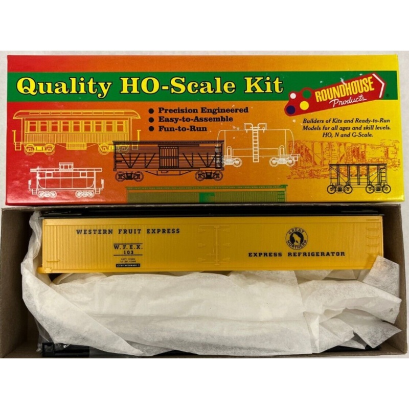 Roundhouse 03617 HO WFEX 50′ Express Reefer #103 Kit