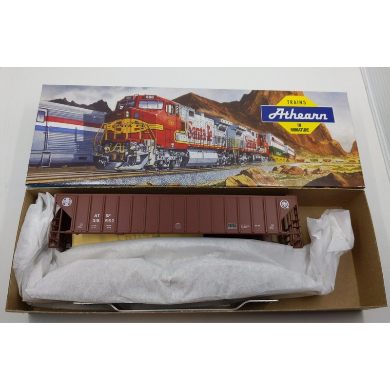 Athearn 6120 HO ATSF Q 54 Ft PS COVERED HOPPER CAR KIT