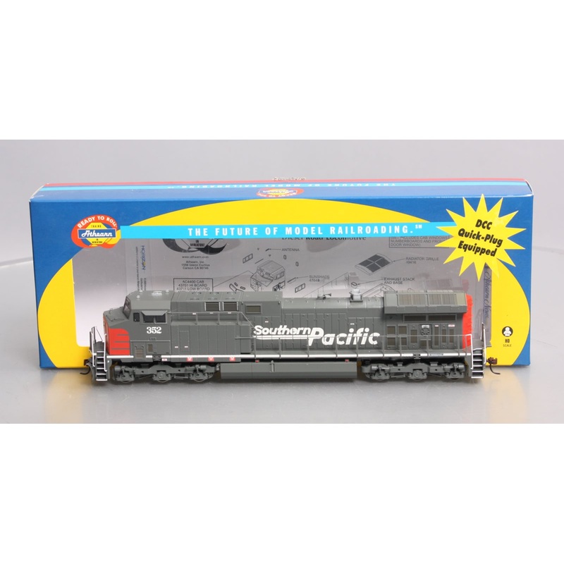 Athearn 78970 HO Southern Pacific AC4400 Powered Diesel Locomotive #352 MT/Box