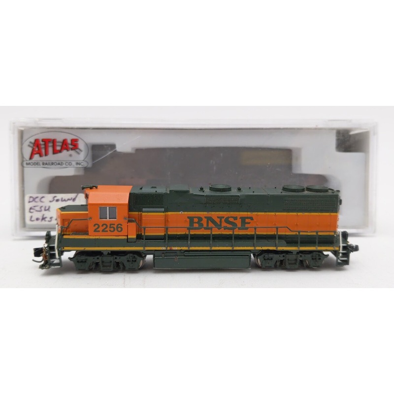 Atlas 40003612 N Burlington Northern Santa Fe GP38-2 Diesel Engine #2256 w/DCC VG/Box