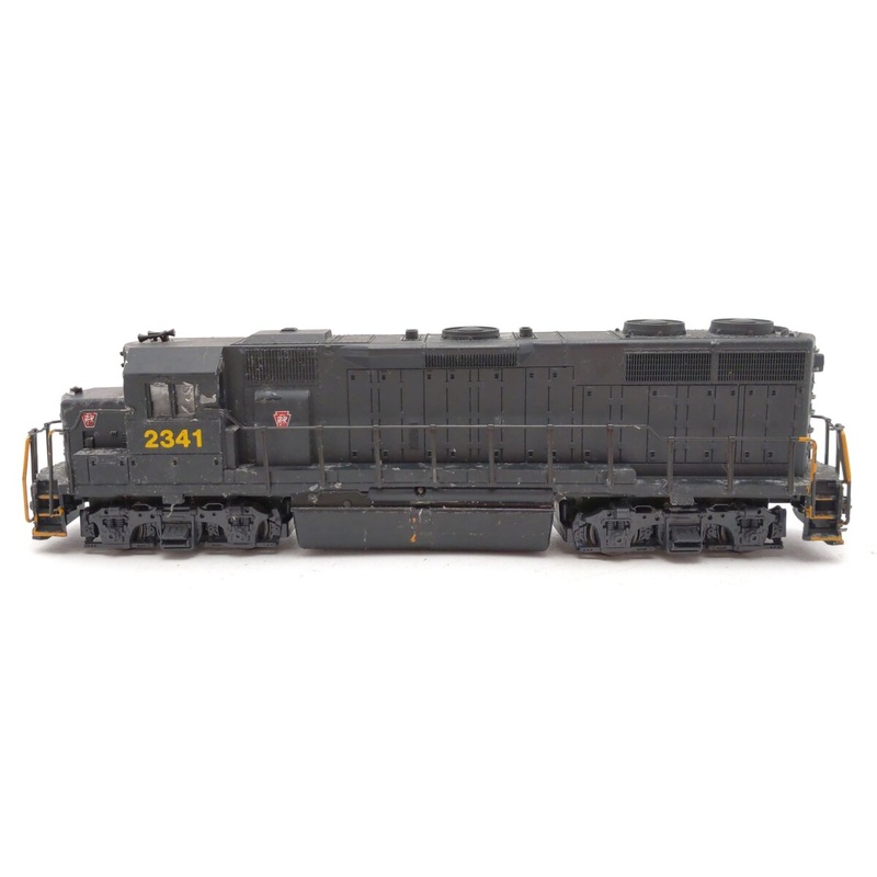 Con-Cor 0015-002013 HO Scale PRR EMD GP38 Diesel Locomotive #2341 w/ Sound VG