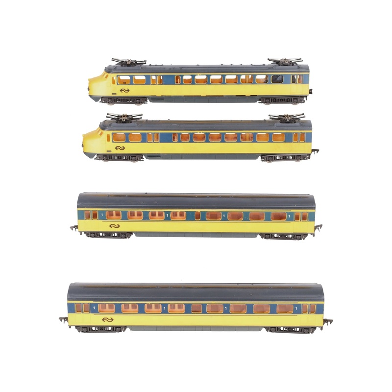 Lima 149709 HO Scale Dutch Passenger Car (Set of 4) VG