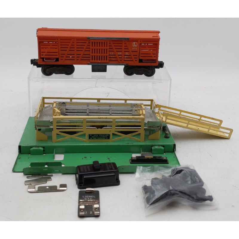 Lionel 3656 Vintage O Operating Cattle Car & Corral Set VG