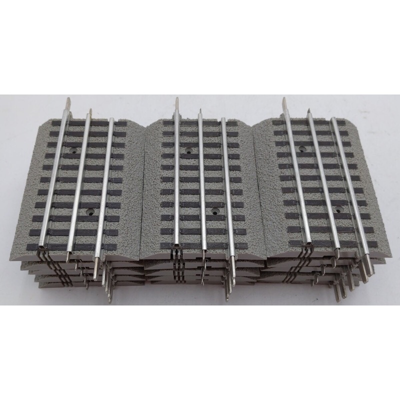 Lionel 6-12025 O Gauge FasTrack 4-1/2 Inch Straight Track (15) EX