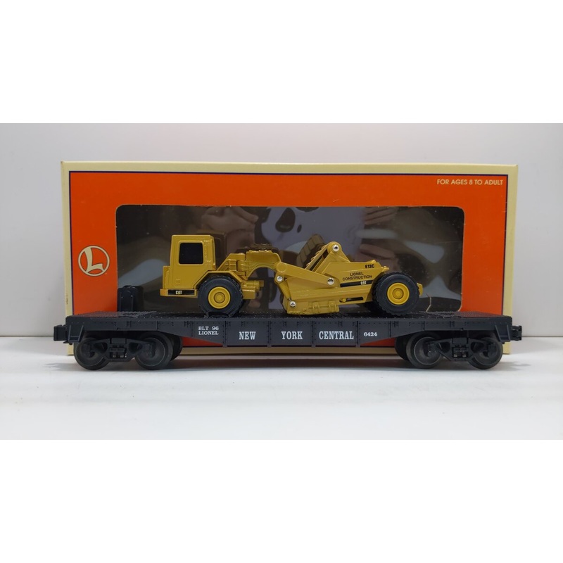 Lionel 6-16954 O Gauge New York Central Flatcar with ERTL Scraper #6424 EX/Box