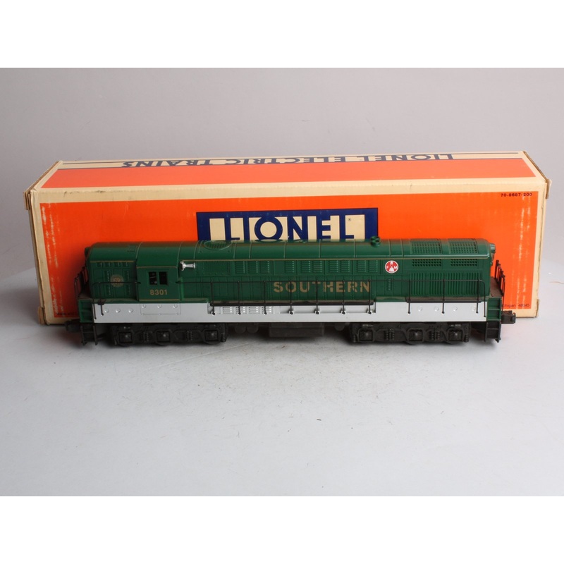 Lionel 6-18301 O Gauge Southern Fairbanks Morse Trainmaster Diesel Locomotive LN/Box