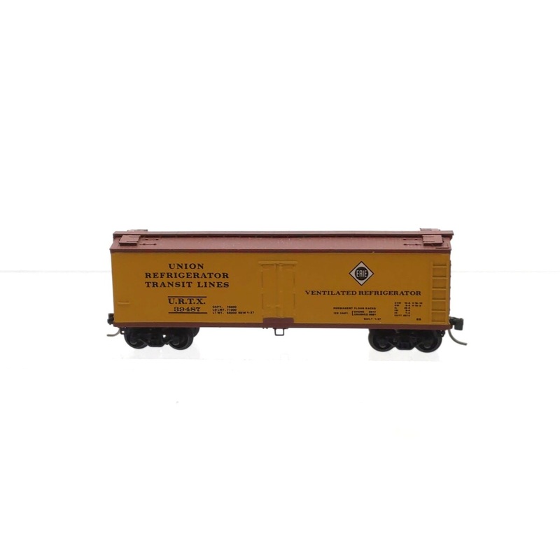 Micro-Trains 04700320 N Scale Erie URTX 40′ Double Sheathed Wood Reefer #39487 LN