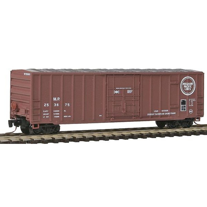 Micro-Trains 51100172 Z MP 50′ Rib Side Box Car w/Plug Door #253675 LN/Box