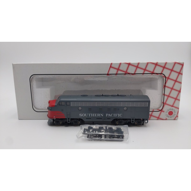 Stewart 5711 HO Southern Pacific EMD F7 Phase I-Late A Diesel Locomotive EX/Box