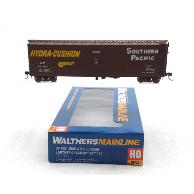 Walthers 910-2823 HO Scale Southern Pacific 50′ PC&F Insulated Boxcar #671184 NIB