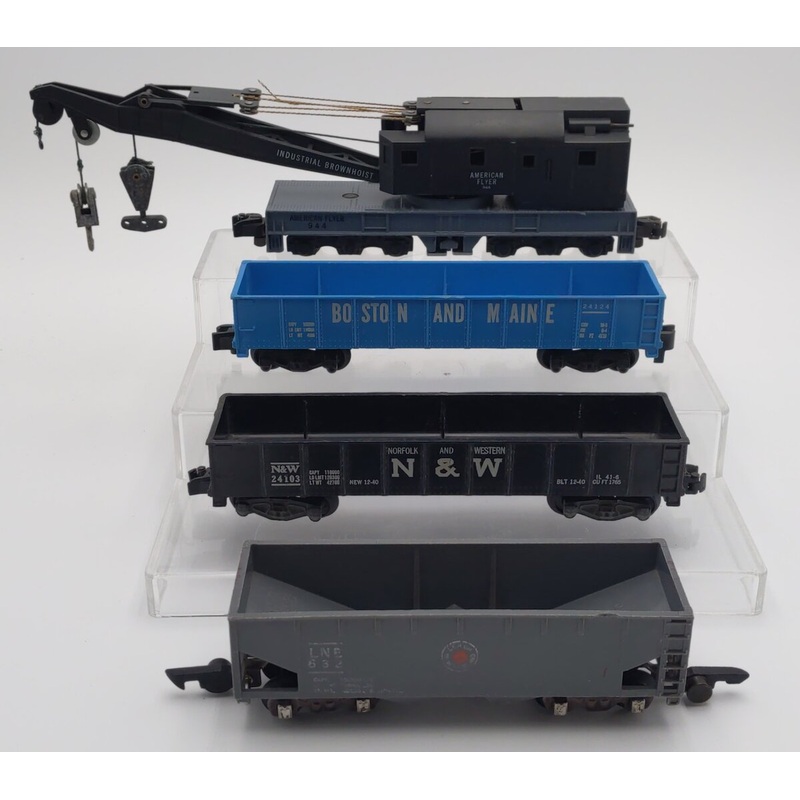 American Flyer Vintage S Gauge Freight Cars: 944, 24124, 24103, 632 [4] VG