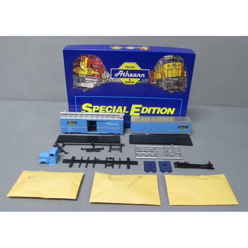 Athearn 2300 HO Special Edition Boxcar w/Tractor Trailer Kit (Set of 3) LN/Box