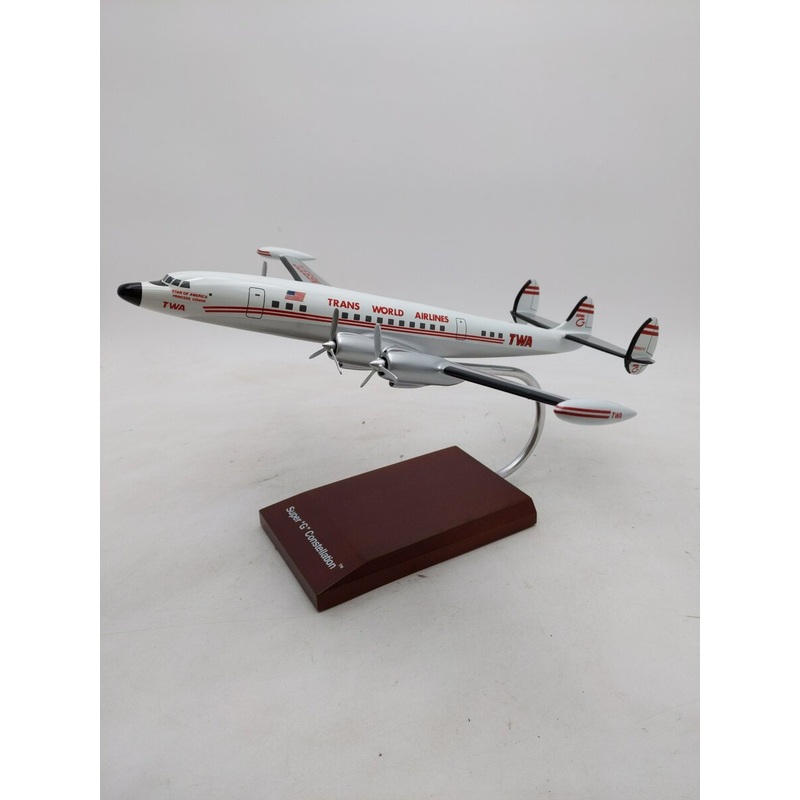 Daron 1/100 Scale Super G Constellation NEW