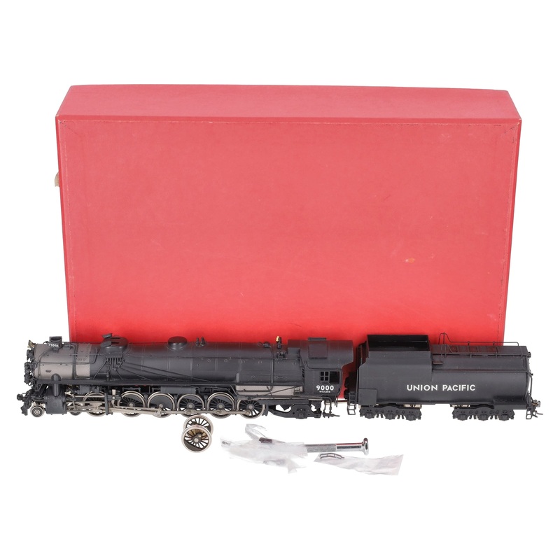 Key Imports 4-12-2 Union Pacific Steam Locomotive & Tender -Painted LN/Box