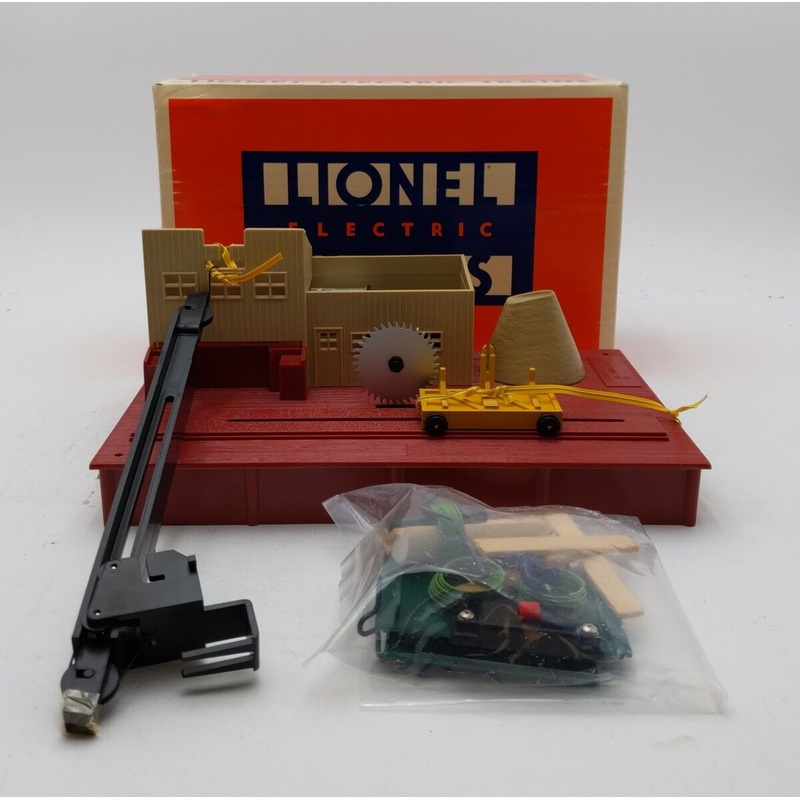 Lionel 4-2321 O Operating Sawmill NIB