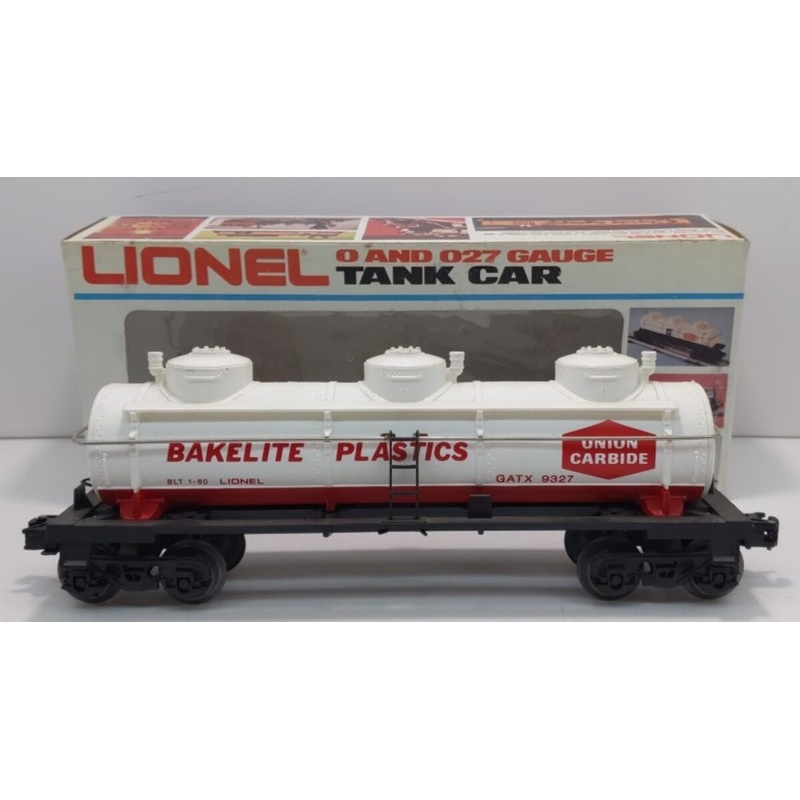 Lionel 6-9327 O Gauge Bakelite Plastics Triple Dome Tank Car EX/Box