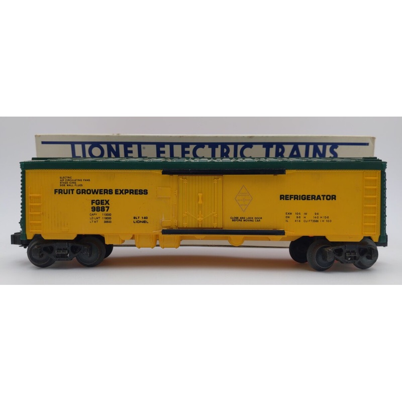 Lionel 6-9887 O Gauge FARR Fruit Growers Express Refrigerator Car #9887 EX/Box