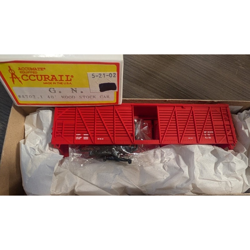 Accurail 4702.1 HO Great Northern 40′ Wood Stock Car Kit