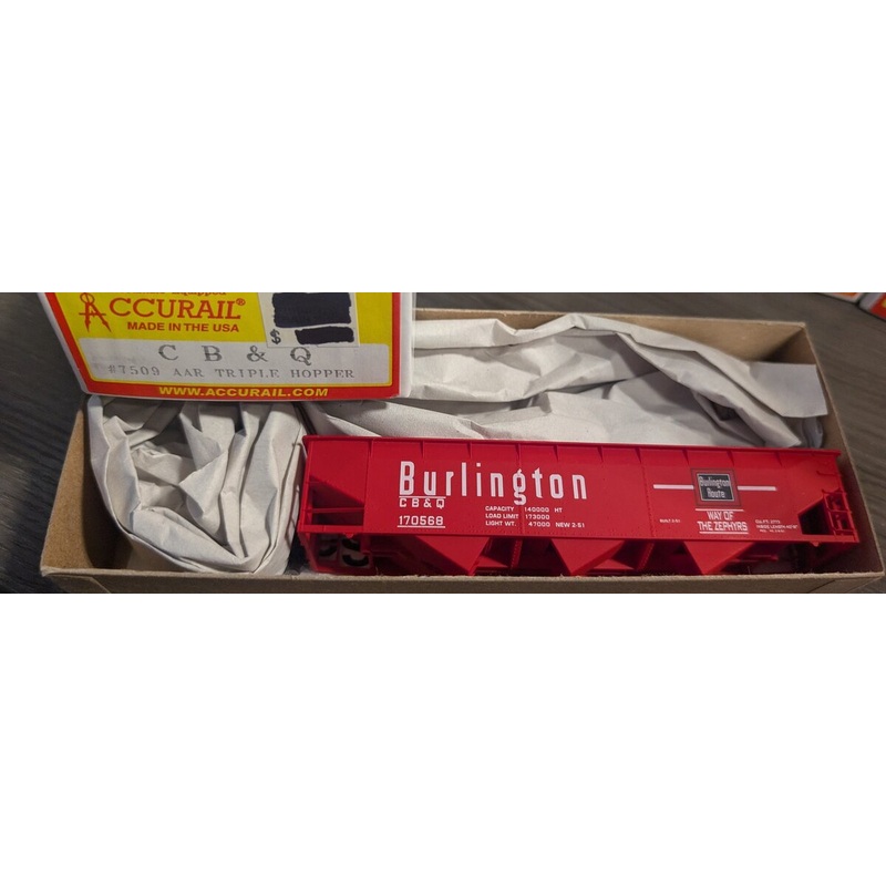 Accurail 7509 HO CB&Q AAR Triple Hopper #170568 Kit
