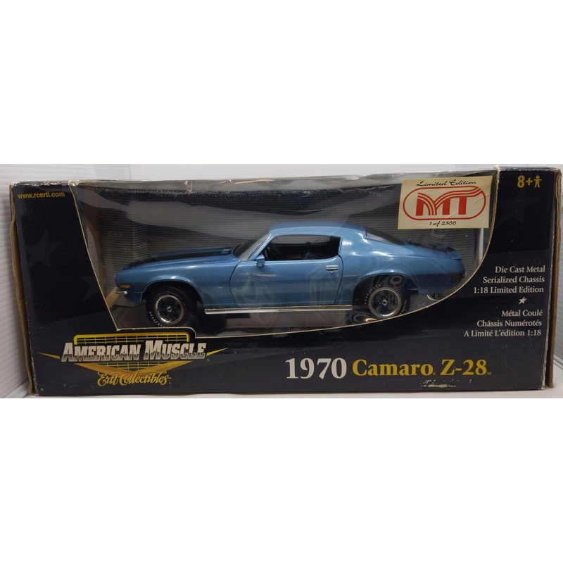 American Muscle 33871 1:18 Camaro Z28 RS LT1 in Metallic Blue LE 1 of 2500