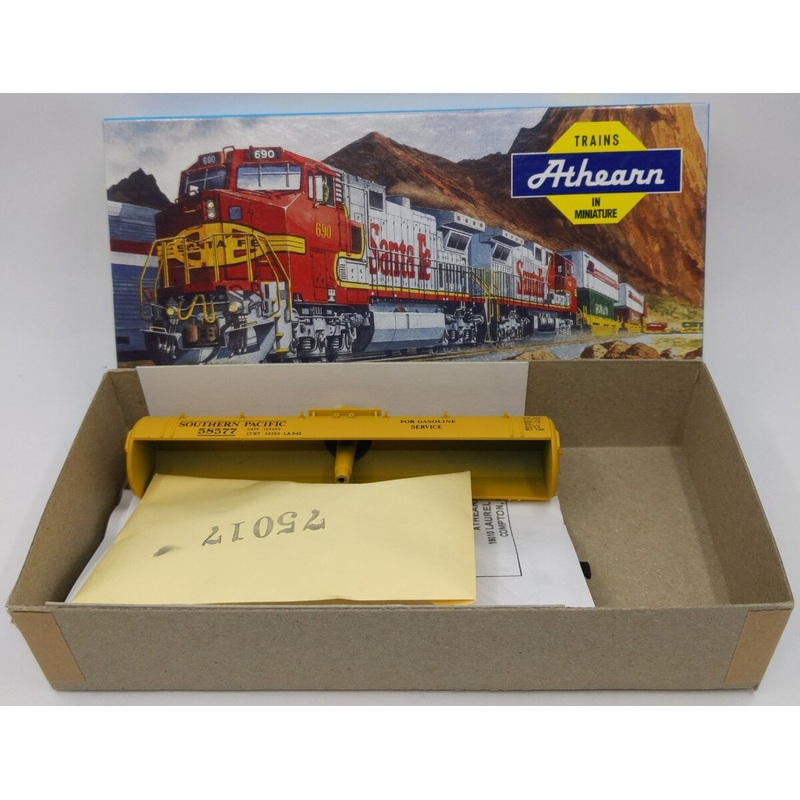Athearn 1575 HO Single Dome Tank Car Southern Pacific Kit