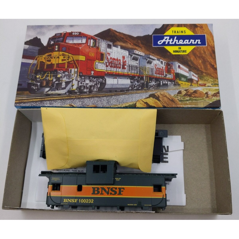 Athearn 5385 Wide Vision Caboose BNSF Kit