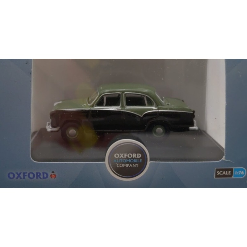 Oxford Diecast 76MO007 1:76 Scale Sage Green/Twilight Grey Morris Oxford III