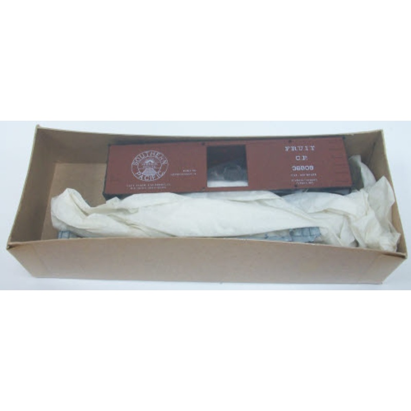 Roundhouse 3111 Southern Pacific #36809 Ho Boxcar Kit