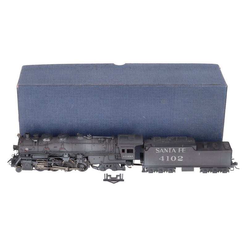 United Scale Models HO ATSF 2-8-4 Berkshire Steam Locomotive & Tender -Painted VG/Box