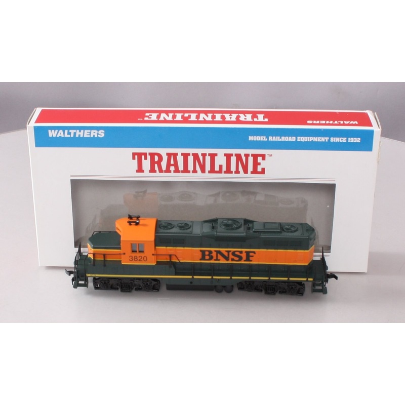 Walthers 931-120 HO Burlington Northern Santa Fe EMD GP9M Diesel Loco DC #3820 LN/Box